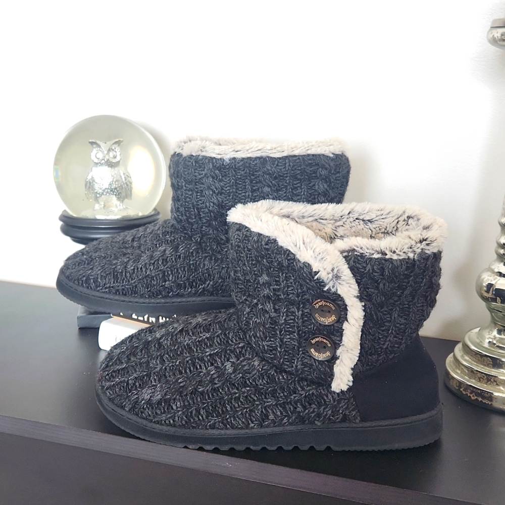 NWOT Dearfoams Slipper Heather Gray